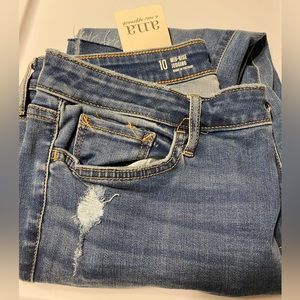 a.n.a ripped jeans 👖